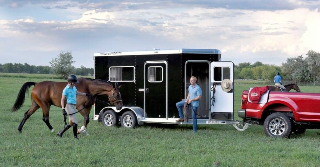 How Much Does A Horse Trailer Weigh? - National Equine